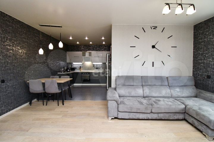 2-к. квартира, 72,6 м², 18/25 эт.