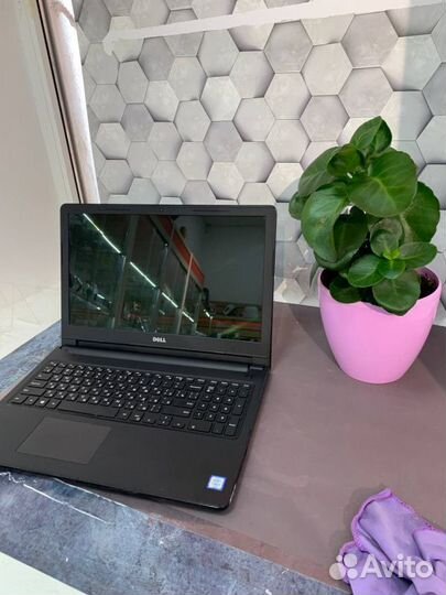 Ноутбук Dell Inspirion15 5100