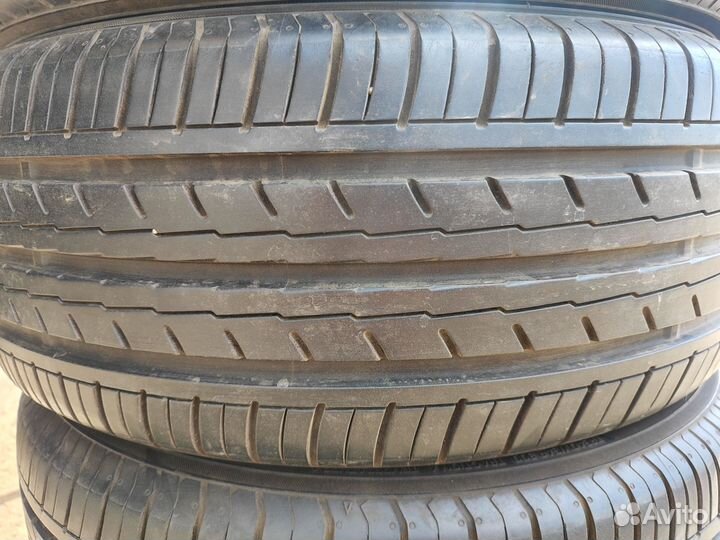 Yokohama Bluearth ES32 215/50 R17