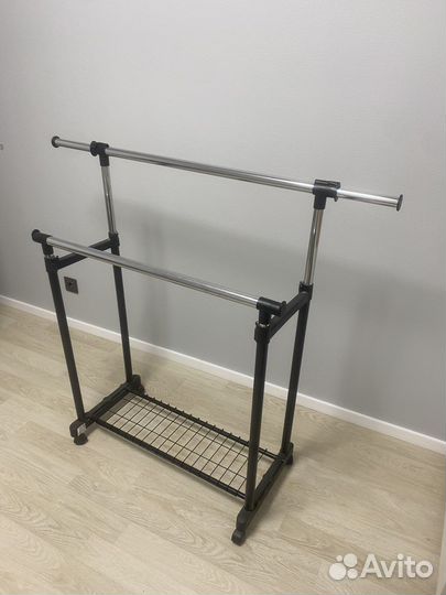 Вешалка напольная