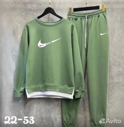 Спортивный костюм мужской Nike легкий