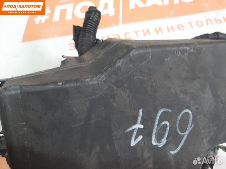 Блок предохранителей Mazda 3 BL рест. 2012