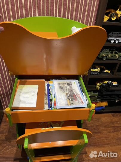 Детский столик