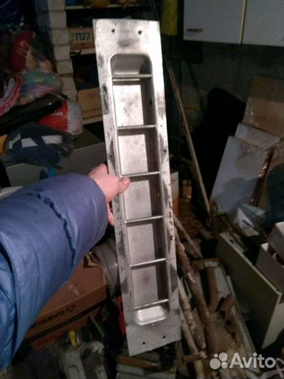 Рейка крепления груза