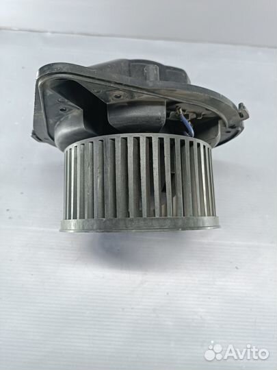 Моторчик печки Volkswagen Passat B3