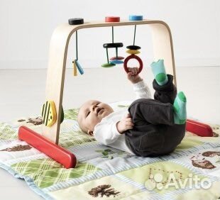 Дуга с игрушками (Икея). Книжка для новорожденных