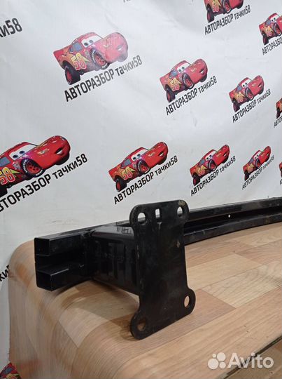 Усилитель переднего бампера Nissan Qashqai рест