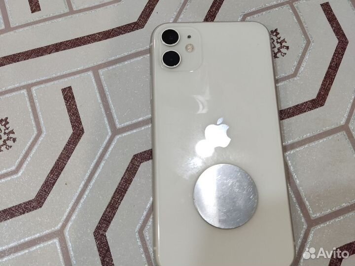 iPhone 11, 256 ГБ