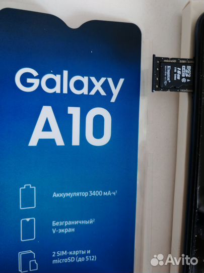 Samsung Galaxy A10, 2/32 ГБ