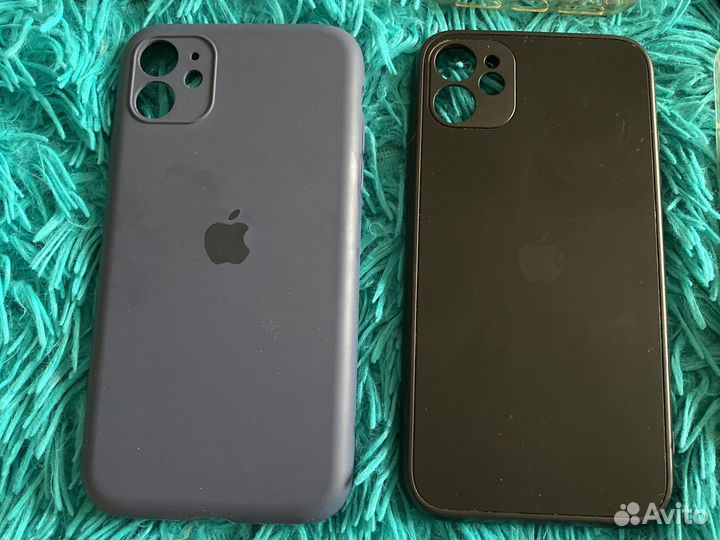 Чехлы на iPhone 11