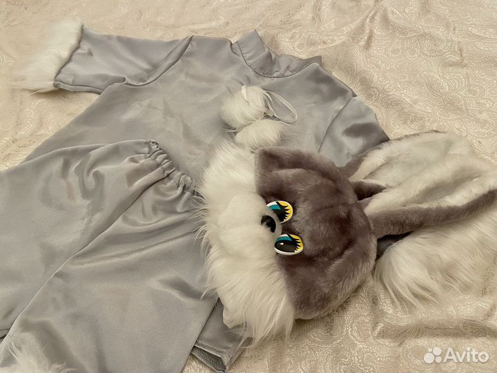Новогодний костюм зайца