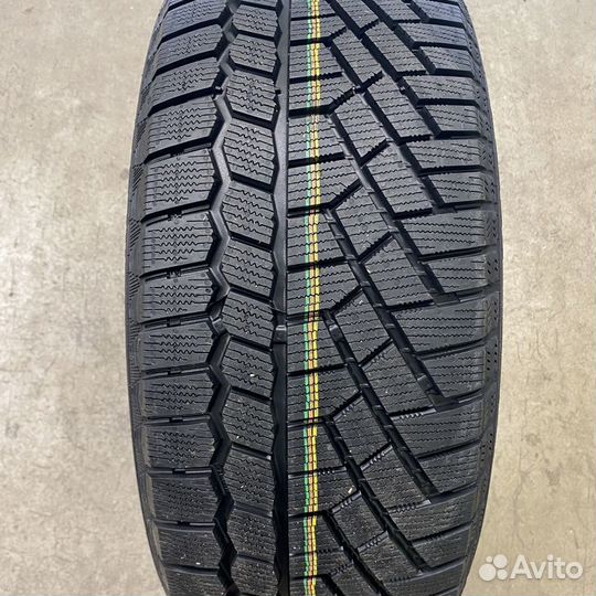 Gislaved Soft Frost 200 215/55 R17 T