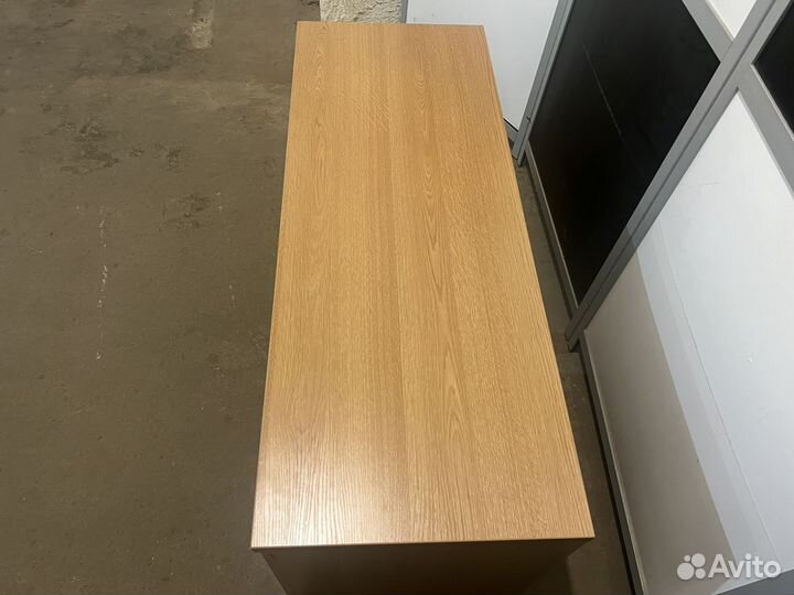 Тумба под телевизор 121х46х60см