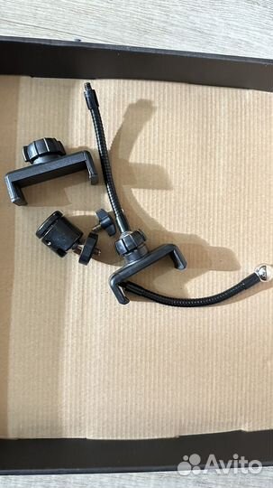 Кольцевая лампа новая 33 см