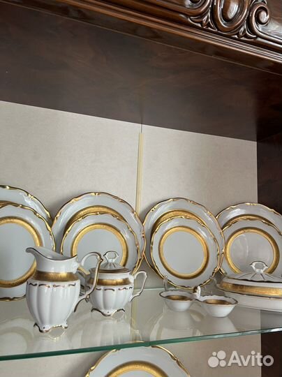 Сервиз столовый и чайный