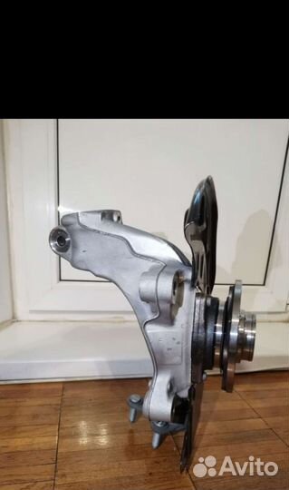 Кулак поворотный оригинал Skoda Octavia a7