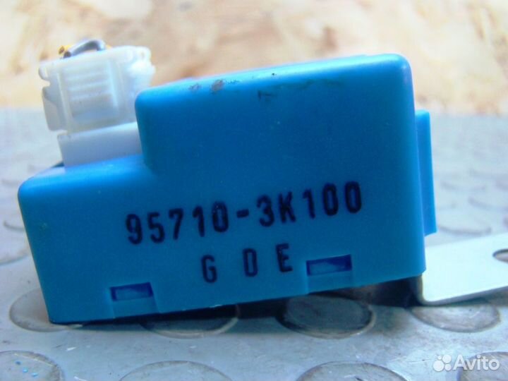 KIA Sportage 3 Сигнал звуковой парктроника