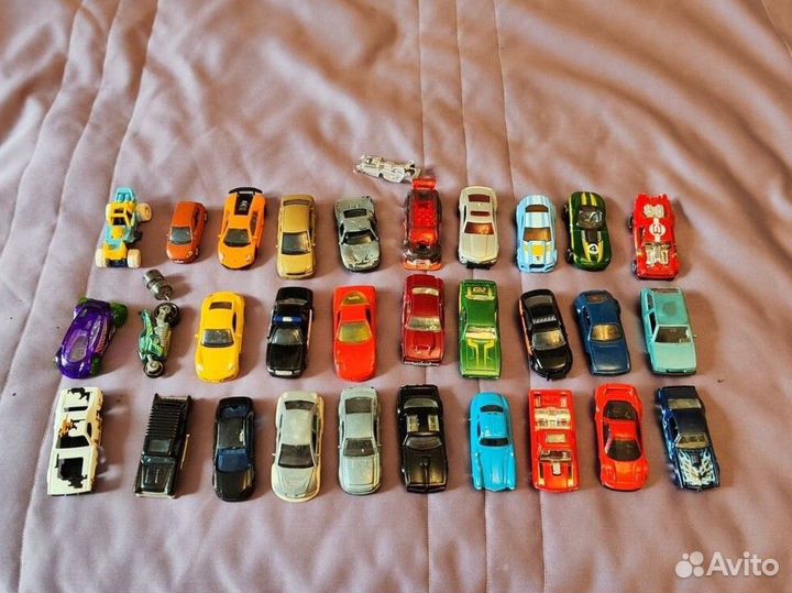 Hot wheels машинки