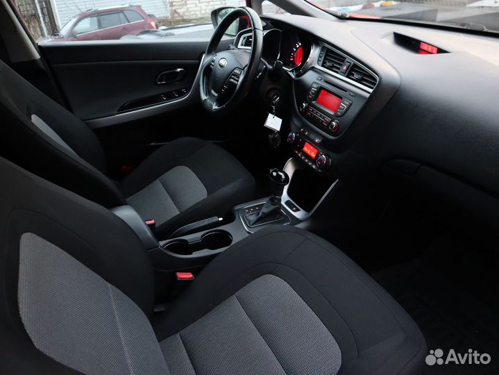 Kia Ceed 1.6 AT, 2015, 55 663 км
