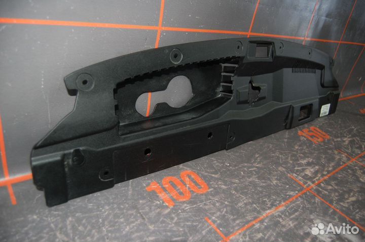 Кожух замка капота - Mitsubishi Outlander 3