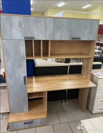 Компьютерный / рабочий стол 