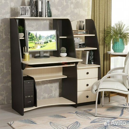 Стол компьютерный