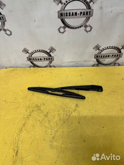 Ниссан Patrol Y62 Поводок стеклоочистителя задний