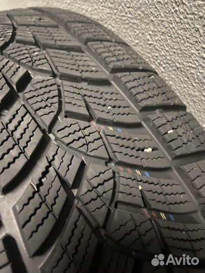 Колеса липучка R17 Goodyear