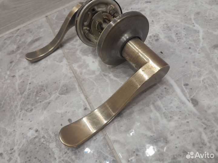 Ручки для межкомнатных дверей