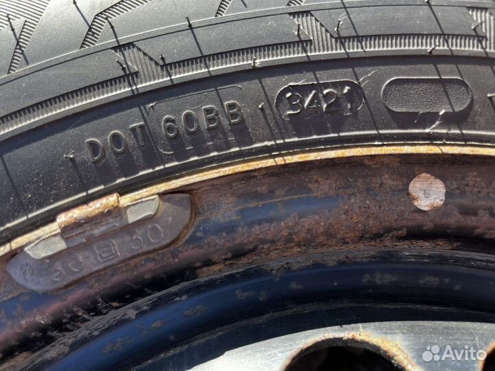 Transopter caravelle R16 Nokian комплект шипы