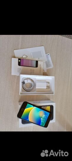 iPhone SE (2020), 64 ГБ