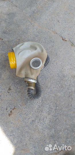 Противогаз