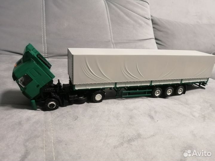 Маз 5440 с полуприцепом маз 9758 автоистория 1/43