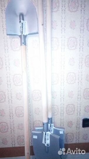 Лопата штыковая новая