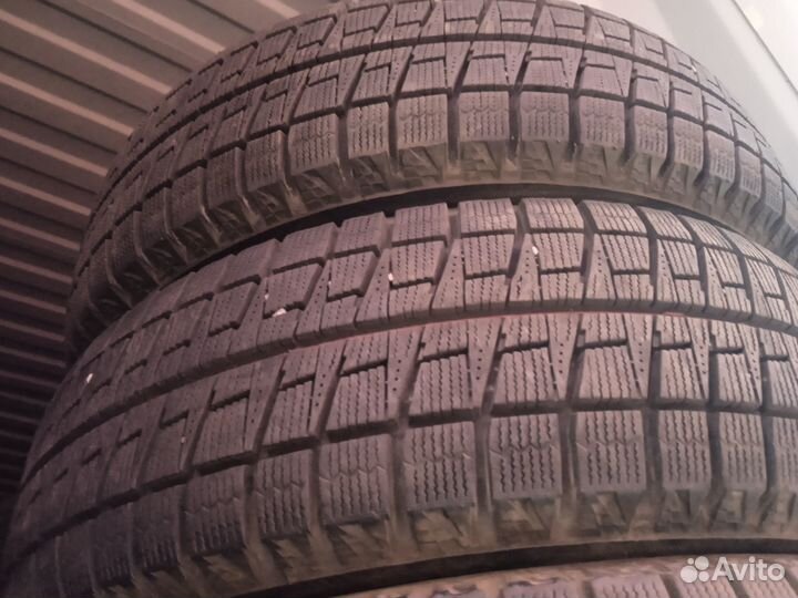 Bridgestone Blizzak Revo2 175/65 R14