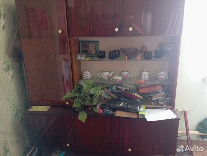 Шкаф сервант