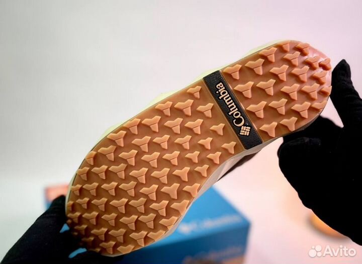 Кроссовки Columbia долговечные