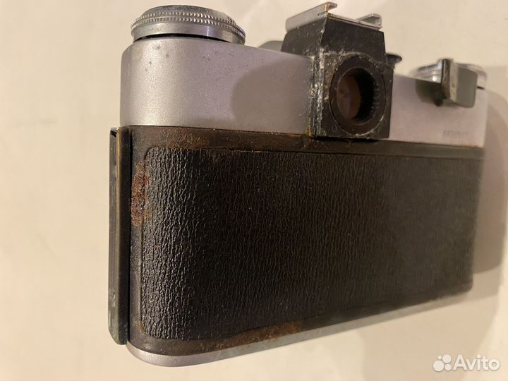 Плёночный фотоаппарат Зенит-е