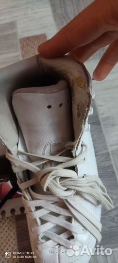 Фигурные коньки risport