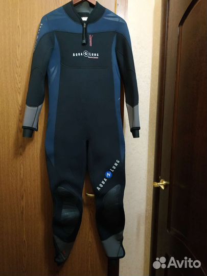 Гидрокостюм мокрый