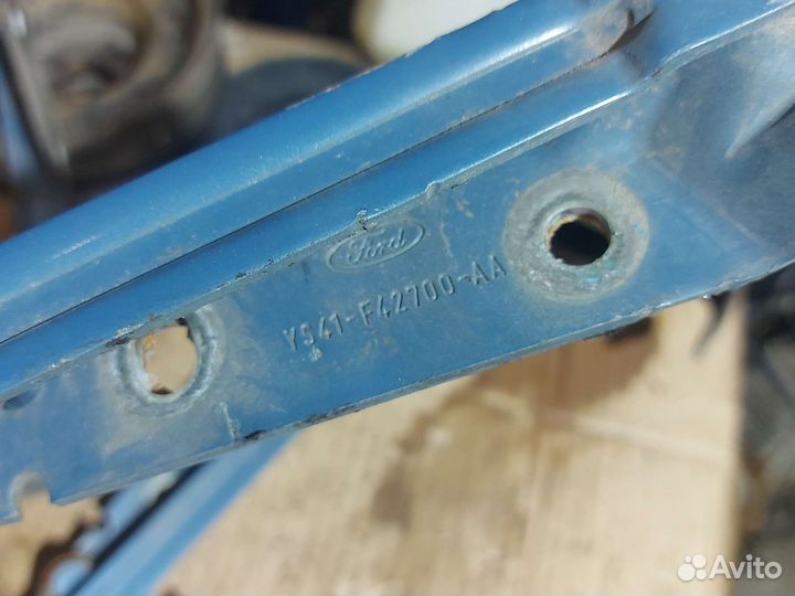 Петли капота крышки Форд Фокус 1 Ford Focus