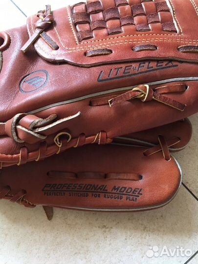 Бейсбольная перчатка (ловушка)