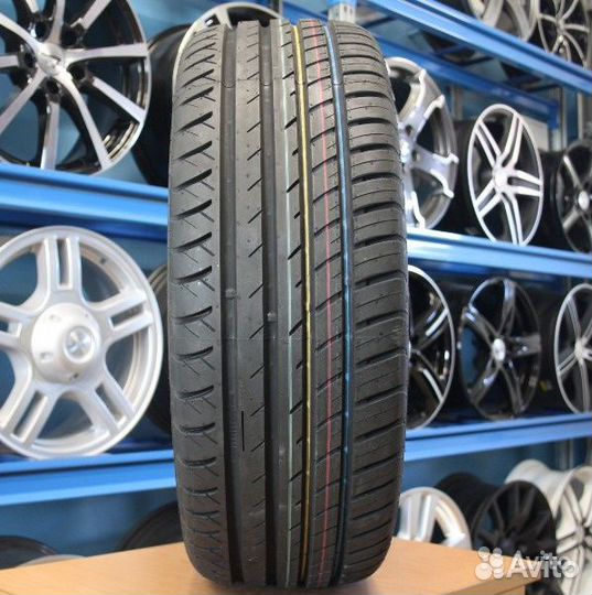 Viatti Strada Asimmetrico V-130 195/60 R15