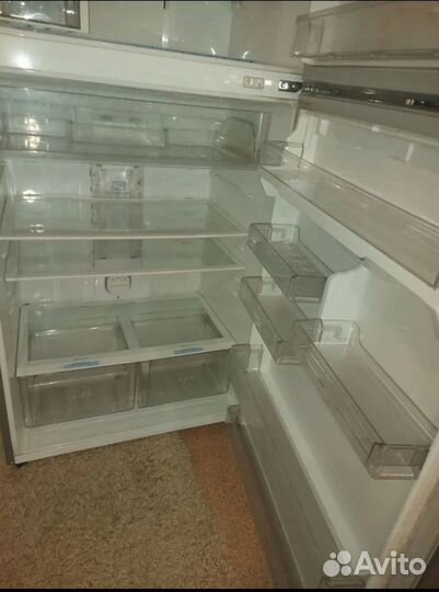 Холодильник бу LG