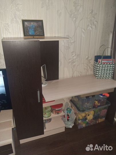 Продаю компьютерный стол