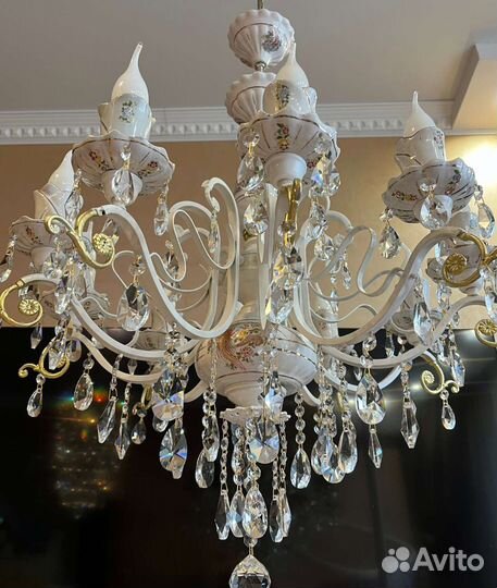 Шикарная фарфоровая люстра