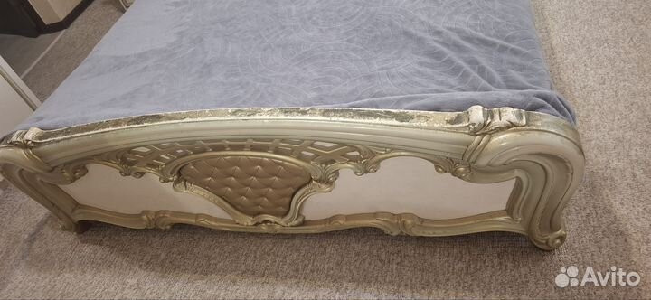 Кровать двухспальная с матрасом бу