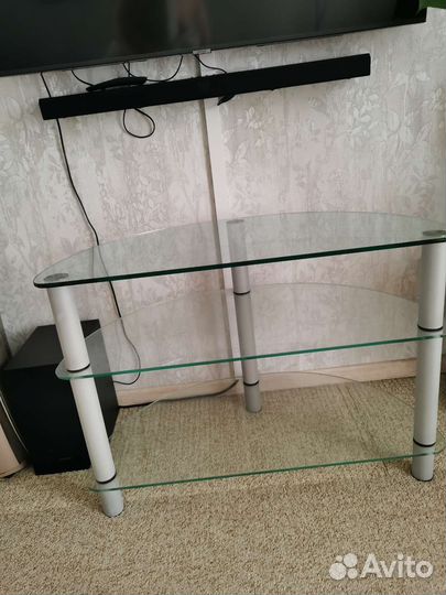 Стеклянная тумба под тв