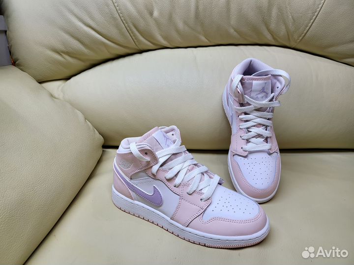 Кроссовки Nike Air Jordan новые кожаные 35.5 р