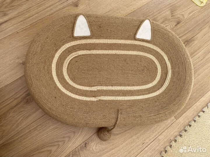 Когтеточка-лежанка и уютная плюшевая корзина-гамак